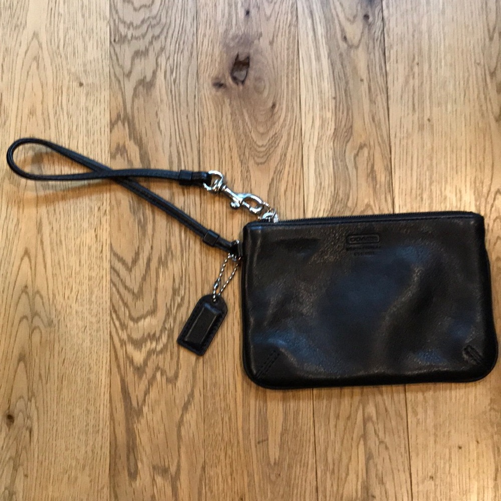 Coach • black leather wristlet small clutch